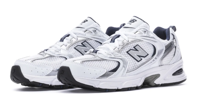New Balance 530 Women's Wide Sneakers – White / Silver